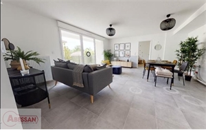 appartement en residence à la vente -   30000  NIMES, surface 72 m2 vente appartement en residence - ABE0124357